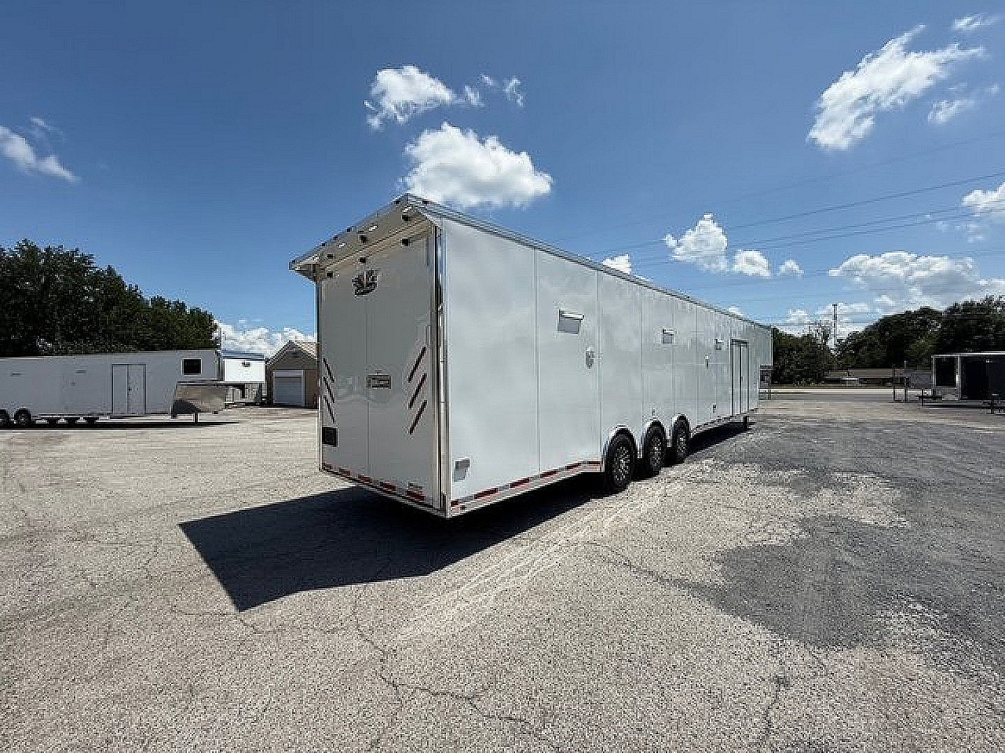 New 2024 VINTAGE 8.5X44 RACE TRAILER