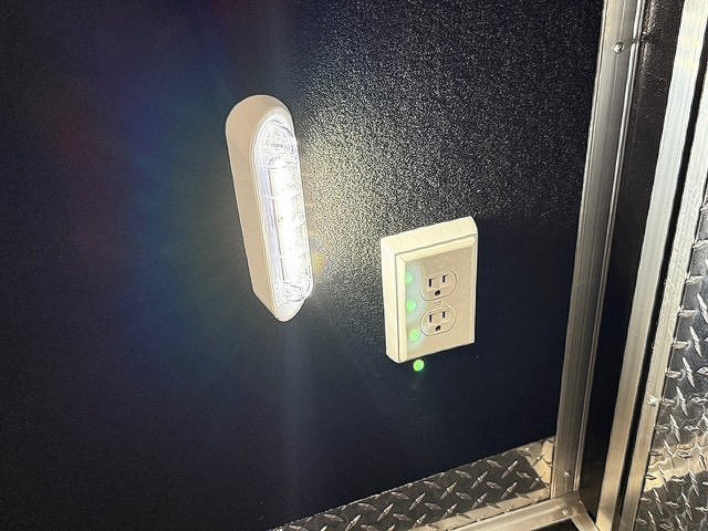 New 2024 VINTAGE 8.5X44 RACE TRAILER