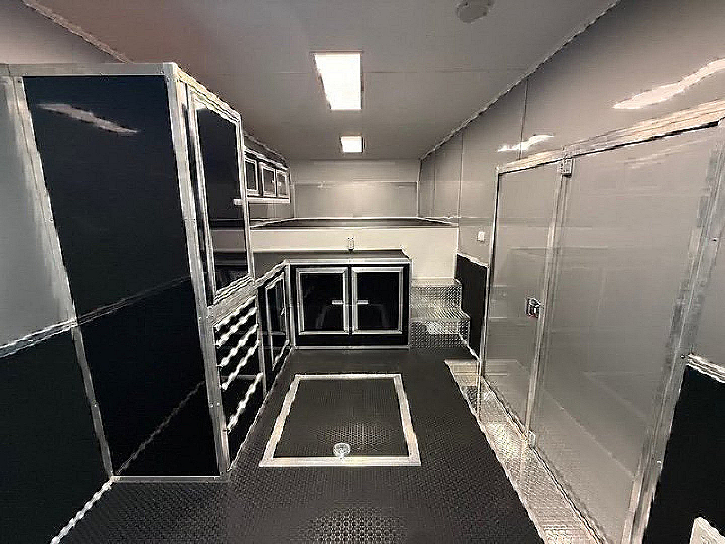 New 2024 VINTAGE 8.5X44 RACE TRAILER