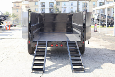 New 2023 PJ Trailers d5 Dump Trailer