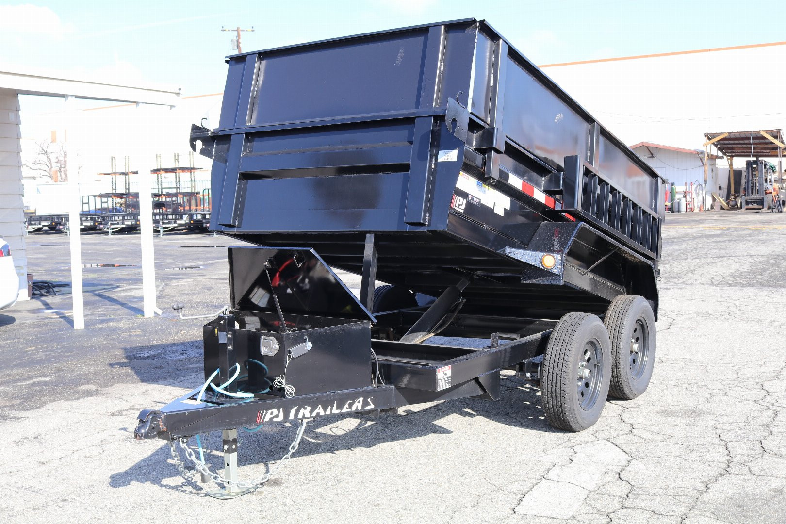 New 2023 PJ Trailers d5 Dump Trailer