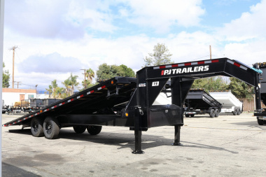 New 2025 PJ Trailers T9 Deck over Tilt Trailer