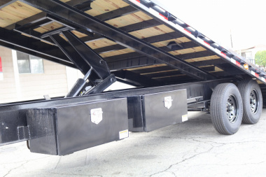 New 2025 PJ Trailers T9 Deck over Tilt Trailer