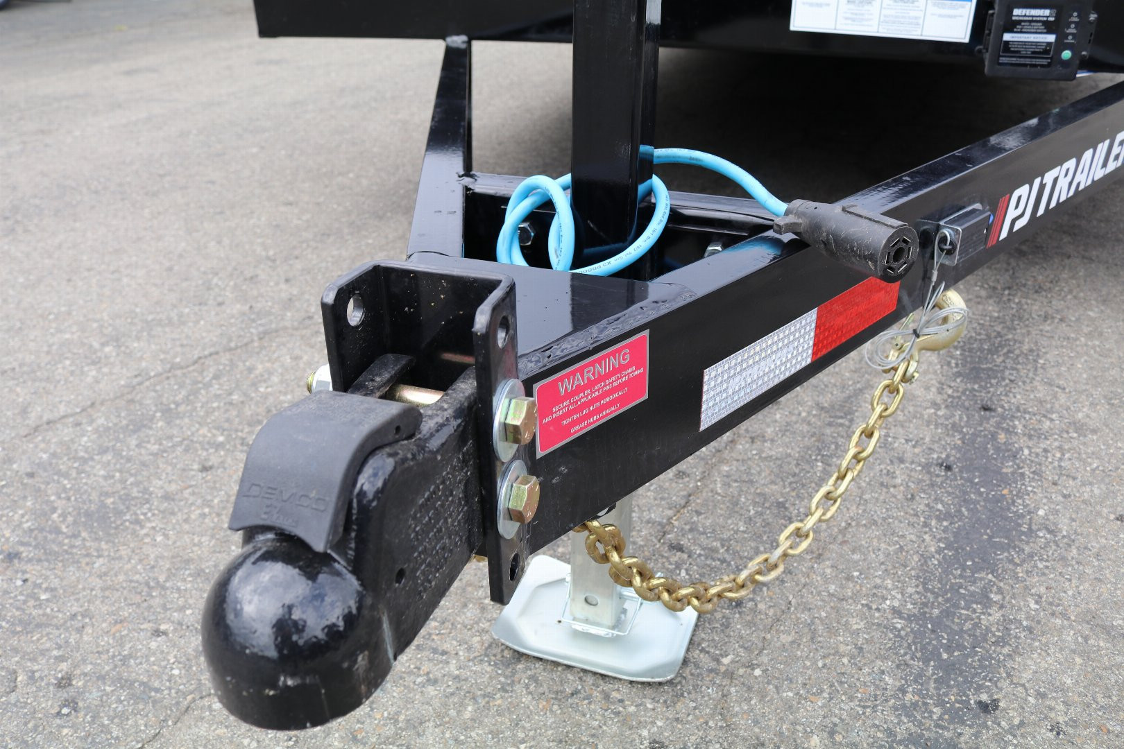 New 2025 PJ TRAILERS CH222 Car Hauler