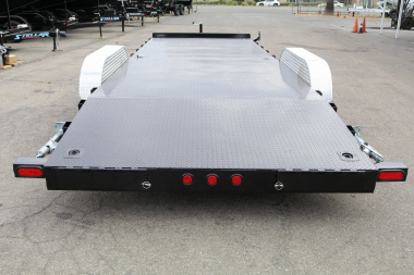 New 2025 PJ TRAILERS CH222 Car Hauler