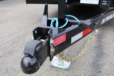 New 2025 PJ TRAILERS CH222 Car Hauler