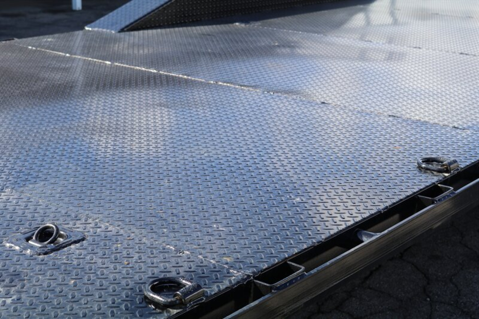 New 2025 PJ Trailers B5202 Car Hauler