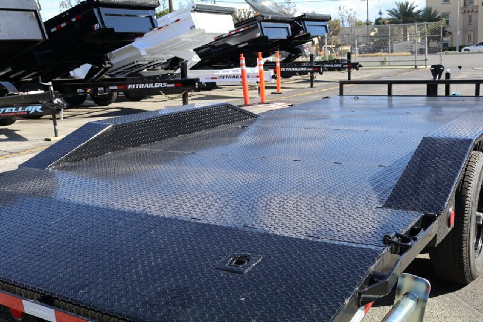 New 2025 PJ Trailers B5202 Car Hauler