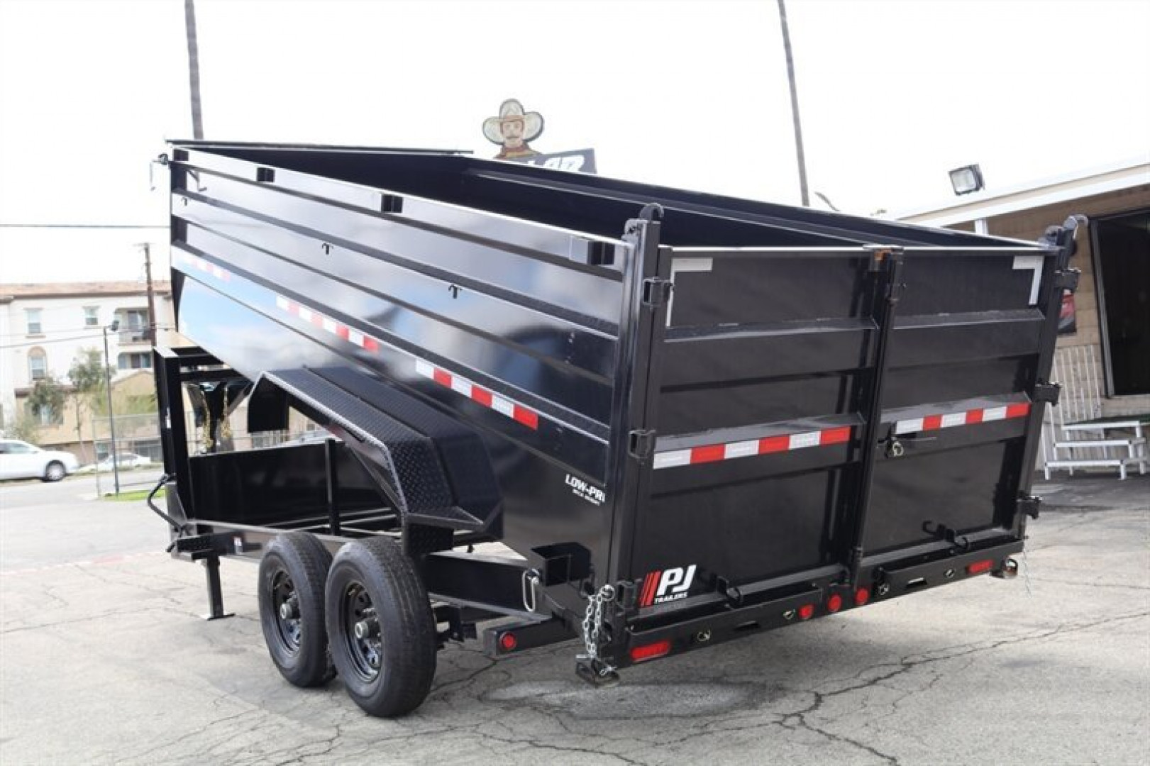 New 2025 PJ Trailers DM162 Dump Trailer