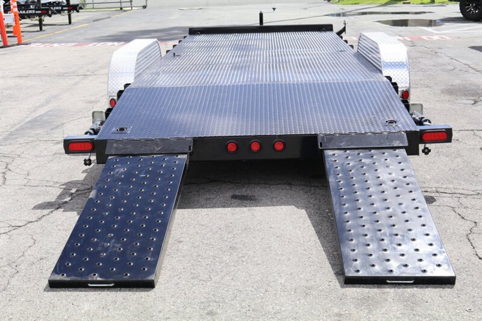 New 2025 PJ Trailers CH202 Carr Hauler