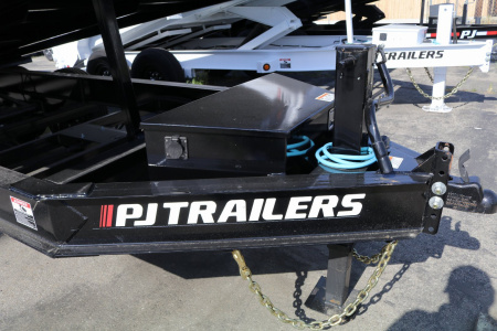 New 2025 PJ TRAILERS D8142 Dump Trailer