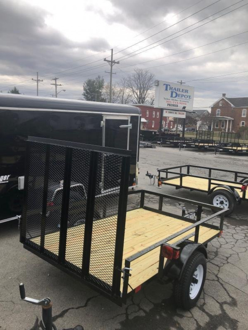 New 2025 Premier 582K LE  Utility Trailer