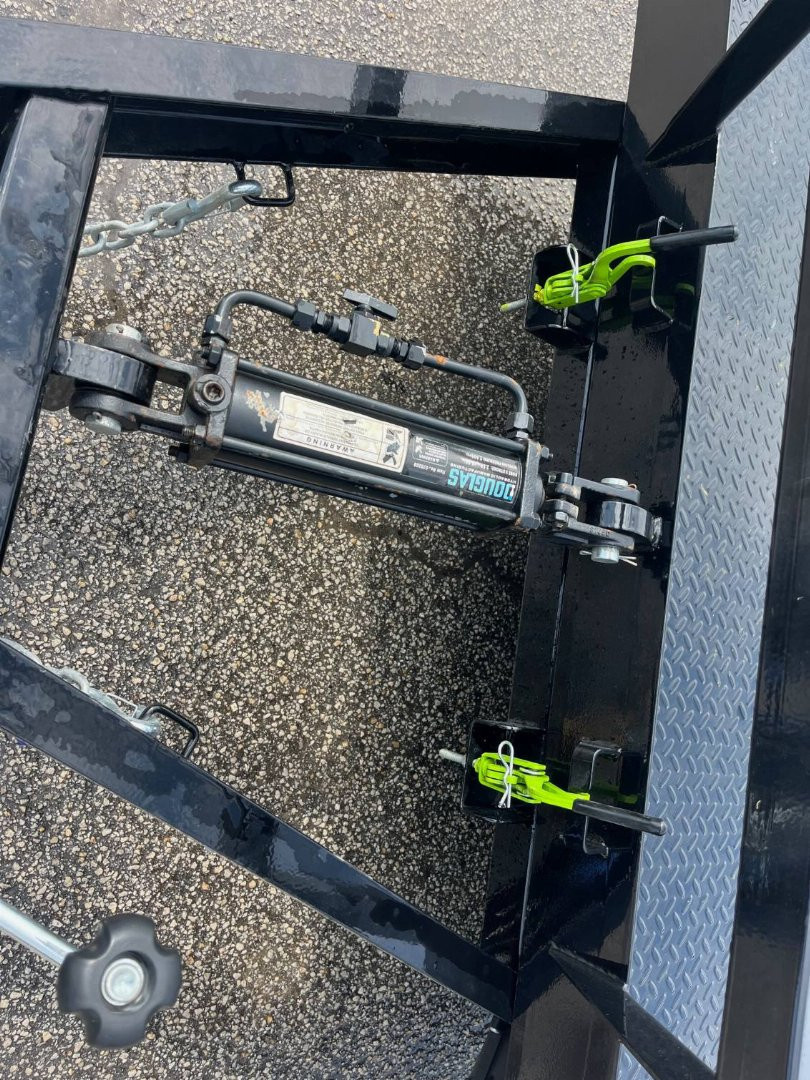 New 2025 Load Trail Equipment 77 X 12 7k Equipment Trailer