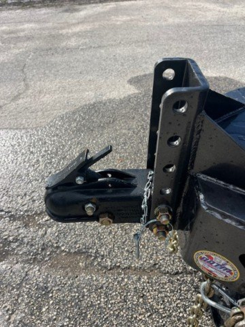 New 2025 Load Trail 83 x 22 14K Tandem Axle 8" I-Beam Frame Equipment Trailer