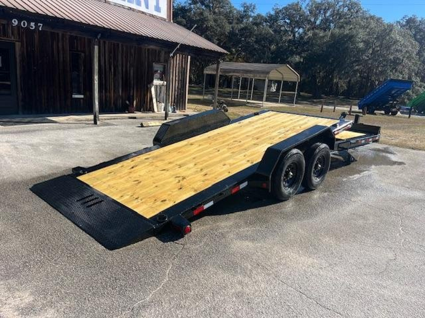 New 2025 Load Trail 83 X 22 Tilt-N-Go Tandem Axle I-Beam Frame