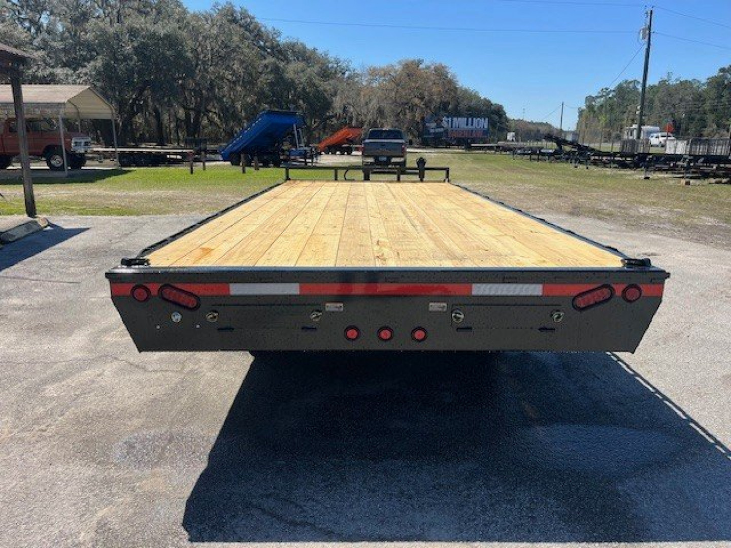 New 2025 Load Trail 102 x 20 Load Trail Deckover Pintle Hook Trailer