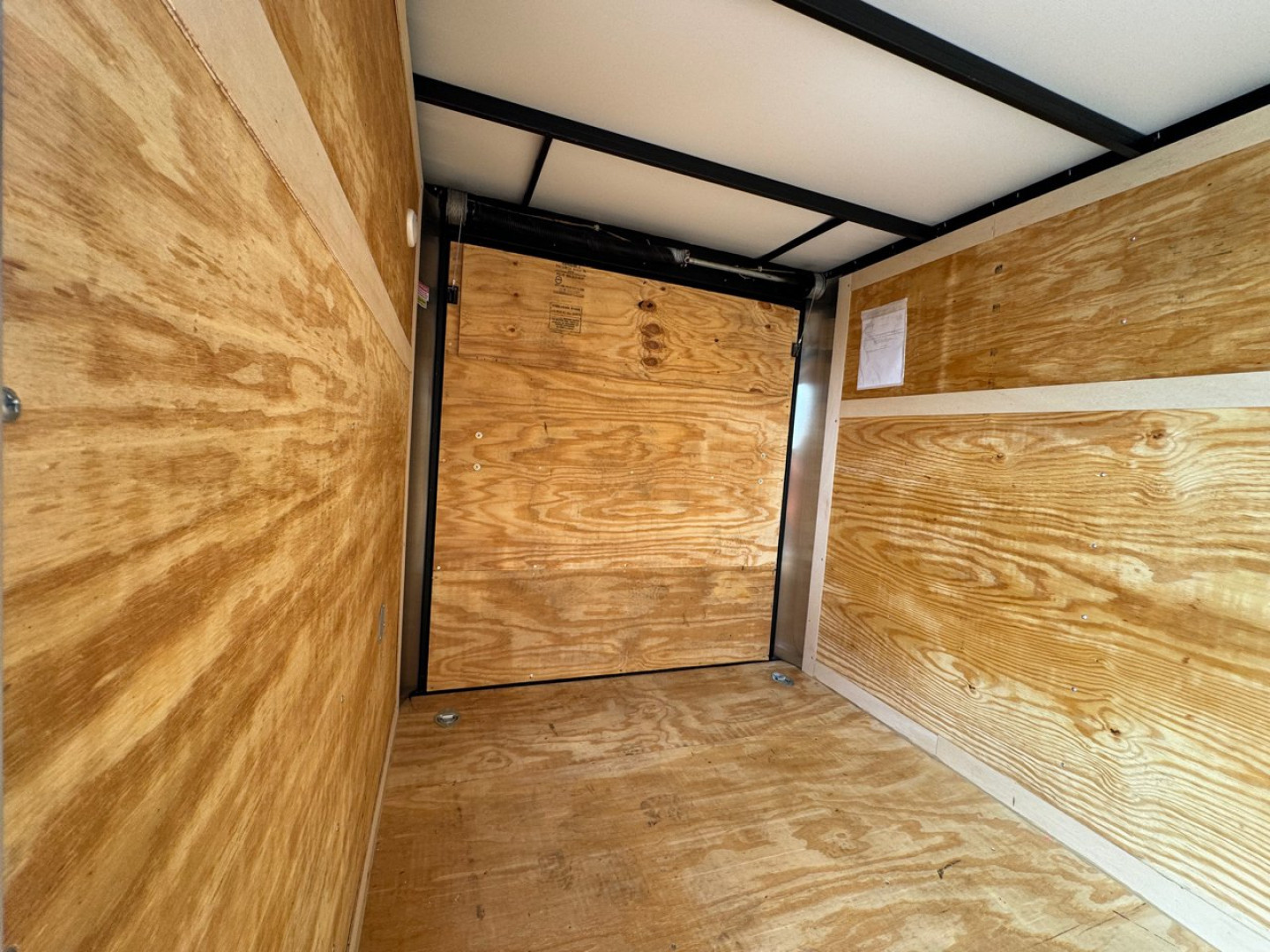 New HOMESTEADER 6X10 Enclosed Trailer 610IS