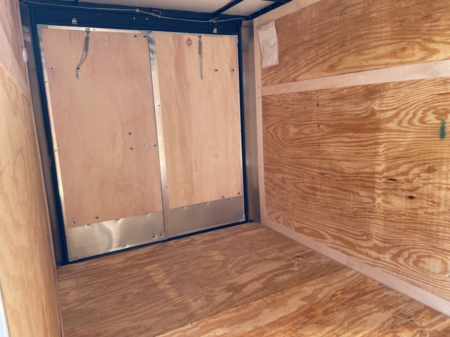 New HOMESTEADER 6X12 Enclosed Trailer 612IS