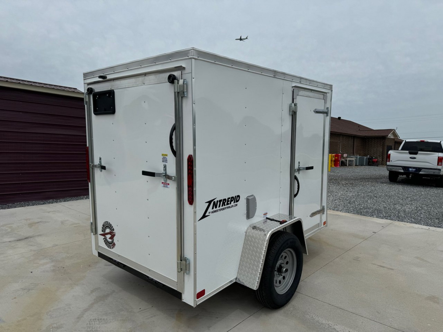 New HOMESTEADER 5X8 Enclosed Trailer 508IS