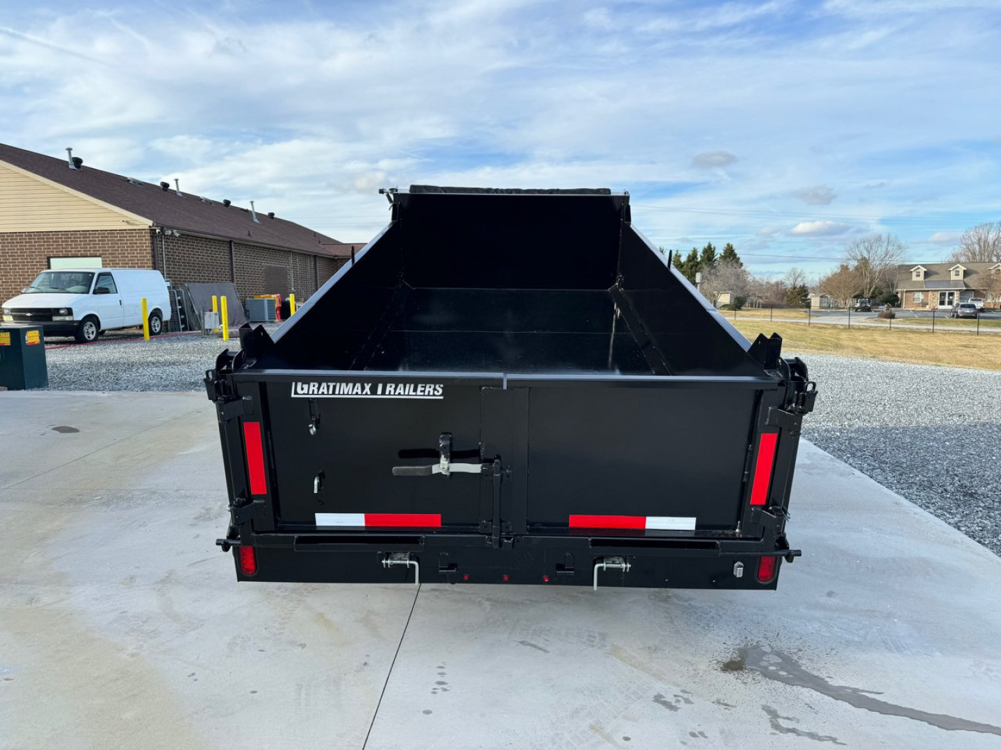 New GRATIMAX 6X10 10K HD Dump Trailer