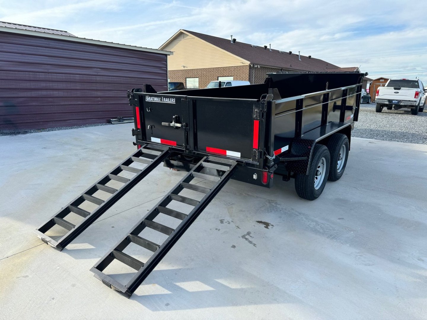 New GRATIMAX 6X10 10K HD Dump Trailer