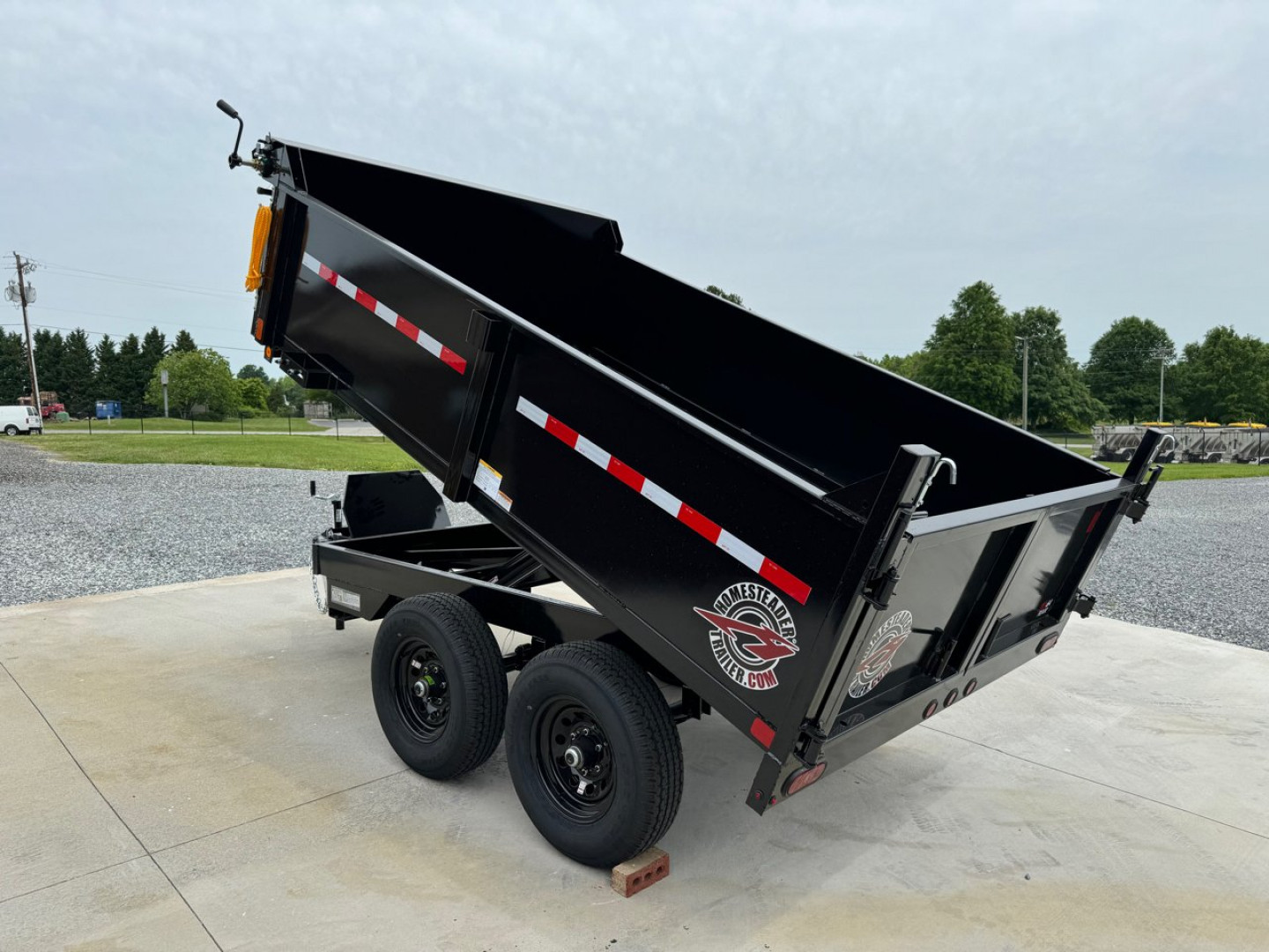 New 2024 HOMESTEADER 6X10 Dump Trailer 610MB