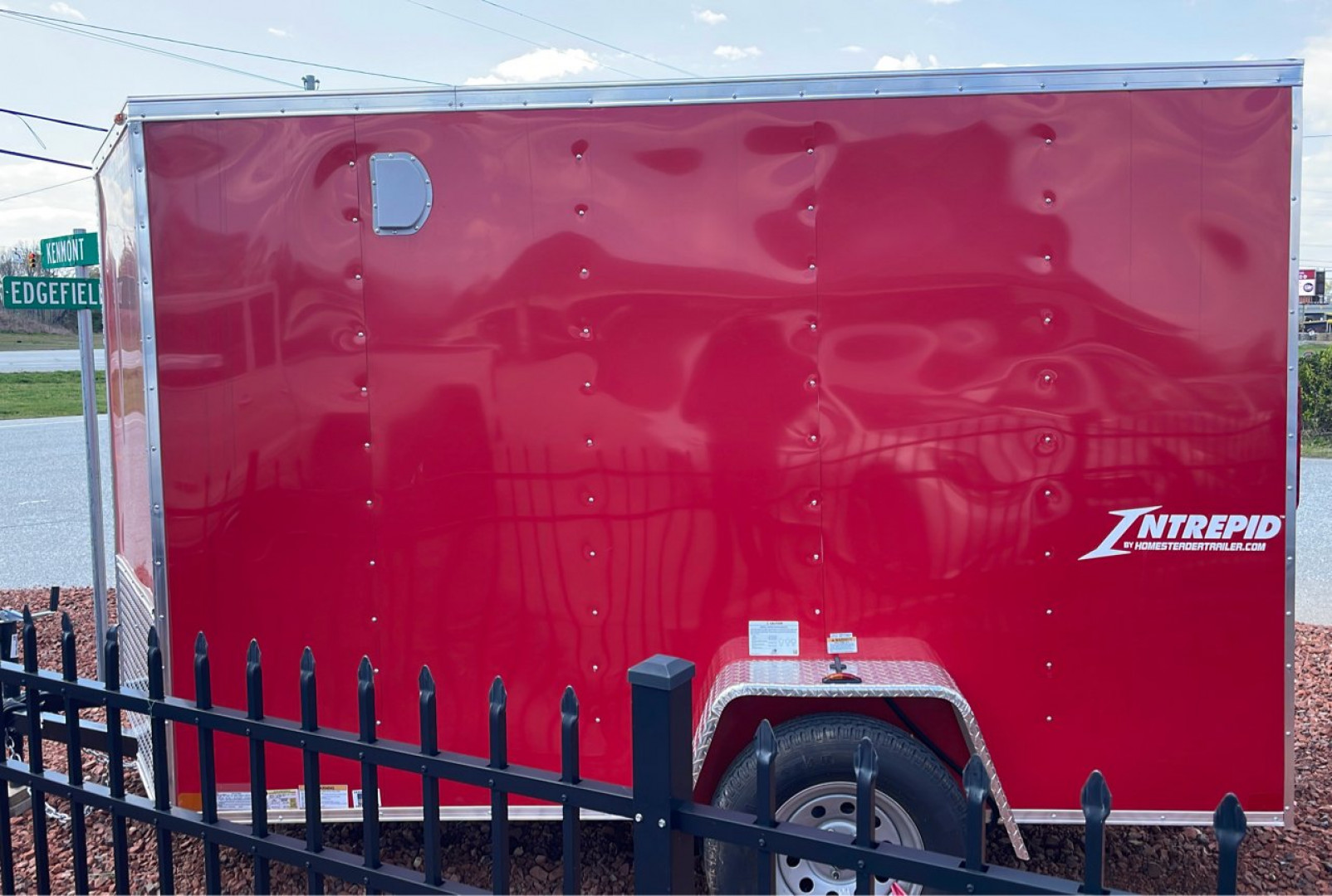 New HOMESTEADER 6X10 Enclosed Trailer 610IS