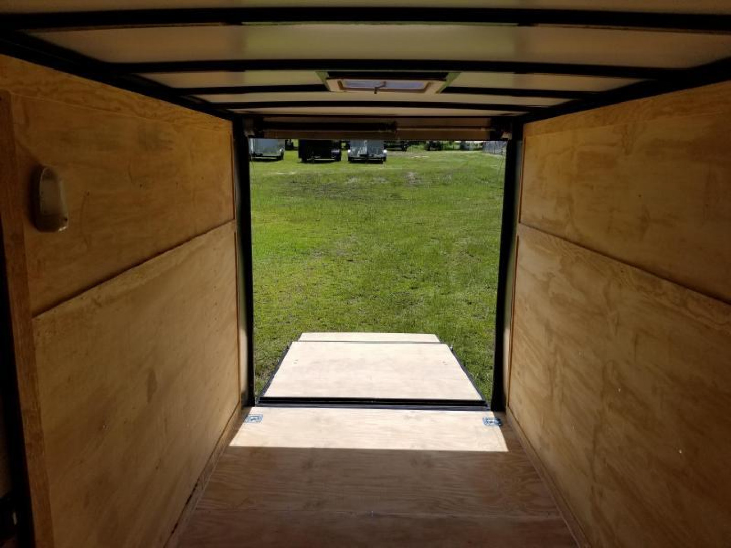 New 6x12SA Rock Solid Cargo Blackout Package (Ch.Gray)