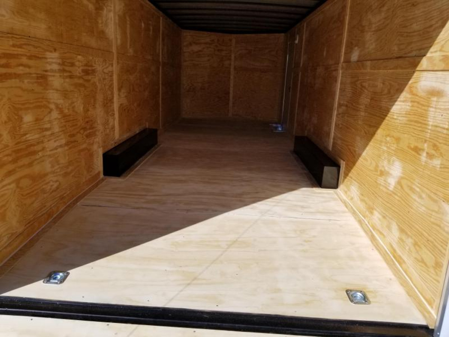 New 8.5x24-5200lb (7' Interior) Enclosed Trailer Rock Solid Cargo