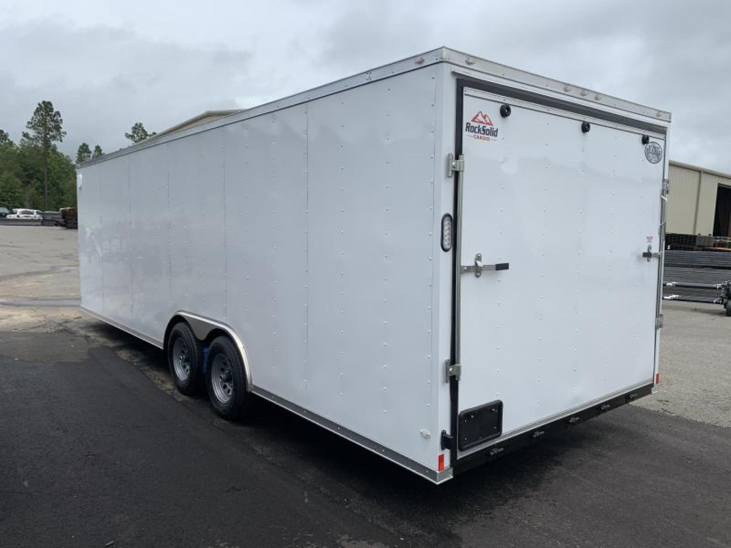 New 8.5x24 - 5200lb Enclosed Car Hauler. Tennessee Florida Alabama North Carolina South Carolina