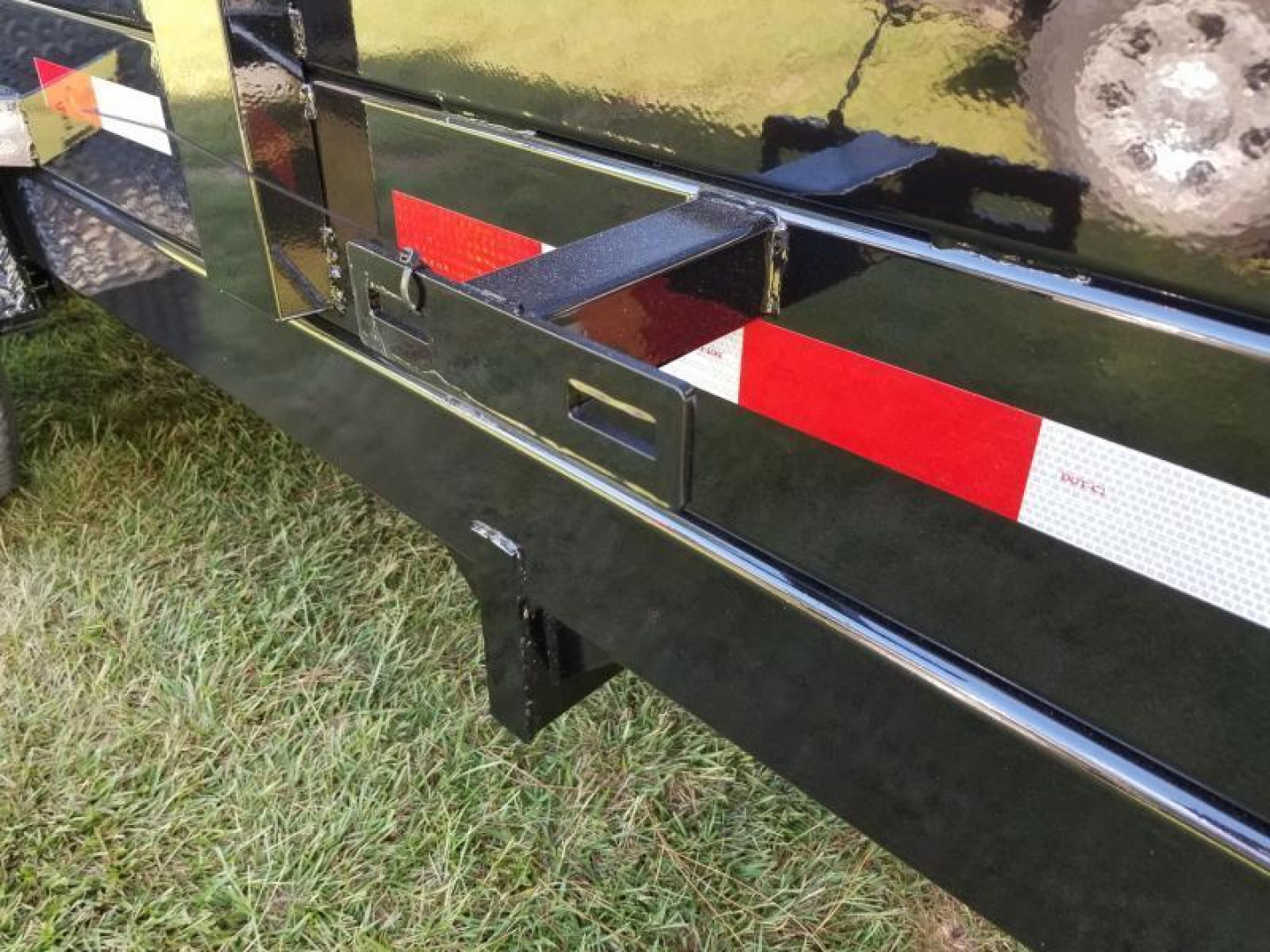 New 7x14 (4' sides) Down to Earth Dump Trailer