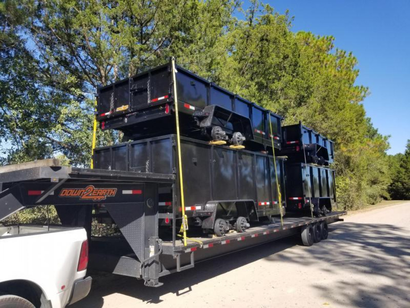 New 7x16 (2' sides) Down to Earth Dump Trailer