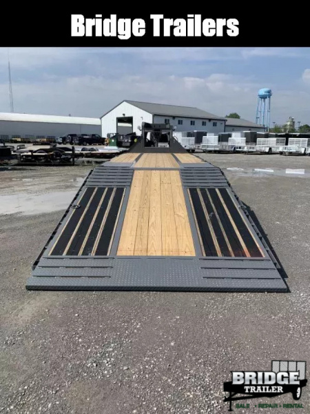 New 2025 Diamond C Trailers FMAX210L32X102HDT (32' X 102") 25K (Pacesetter Ed.) Hydraulic Dovetail Flatbed Trailer