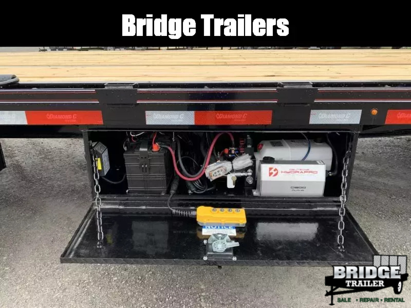 New 2025 Diamond C Trailers FMAX212L35X102HDT (35' X 102") 25.9K (Pacesetter Ed.) Hydraulic Dovetail Flatbed Trailer