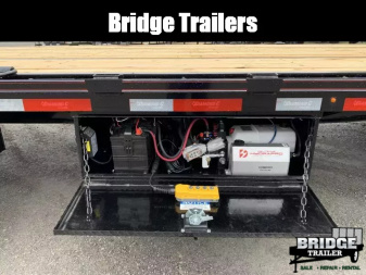 New 2025 Diamond C Trailers FMAX212L35X102HDT (35' X 102") 25.9K (Pacesetter Ed.) Hydraulic Dovetail Flatbed Trailer