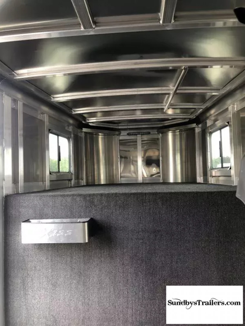 New 2024 Exiss 4Horse Slant GN