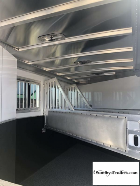 New 2024 Featherlite 3H Slant Load Bumper Pull