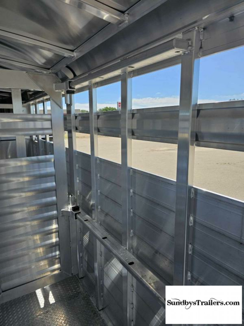 New 2025 Elite 8x30' Stock Trailer