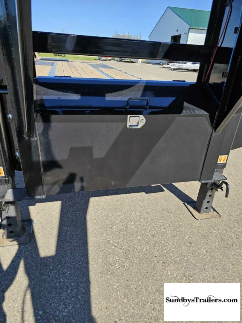 New 2024 Big Tex 33' Flatbed Trailer
