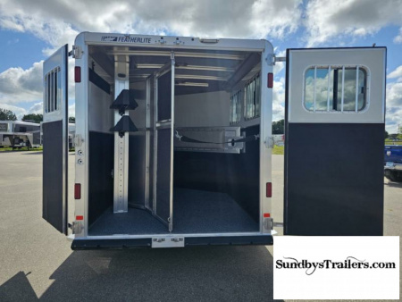 New 2024 Featherlite 2H Slant 24" DR Horse Trailer