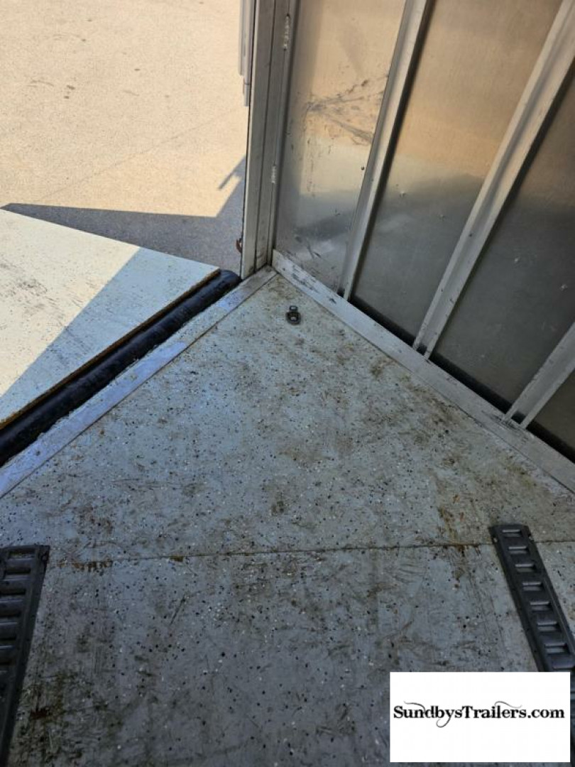 Used 2020 Featherlite 7X24' Enclosed Trailer