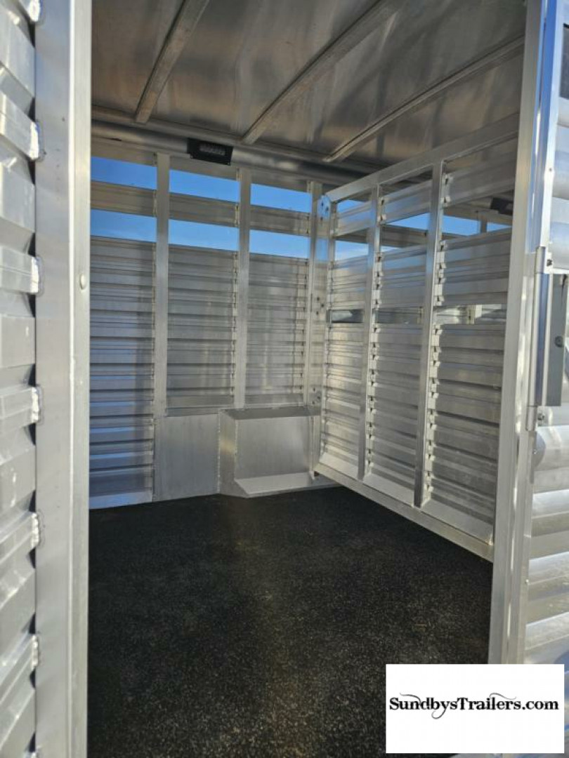 Used 2023 Exiss Stock Combo