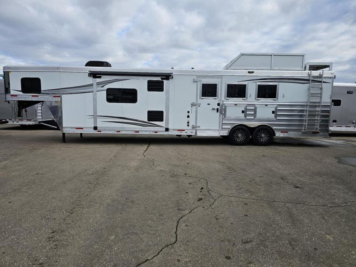 New 2025 Merhow Stampede 3H 16'SW LQ