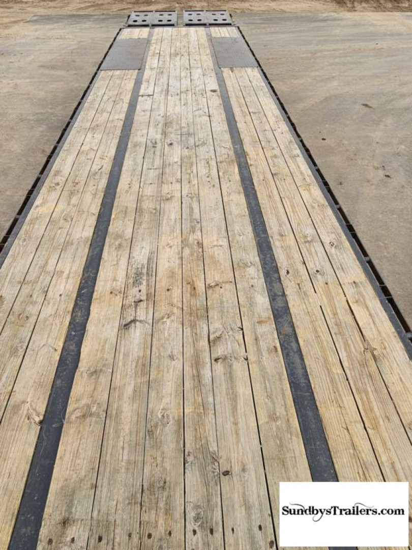 Used 2017 Big Tex 30+5' Flatbed Trailer