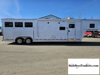 New 2025 Featherlite 3H 13'SW LQ