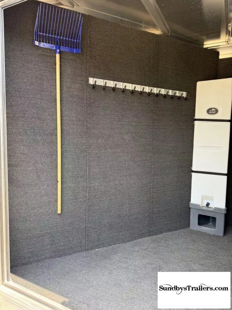 New 2025 Featherlite 3Horse Premier Tack