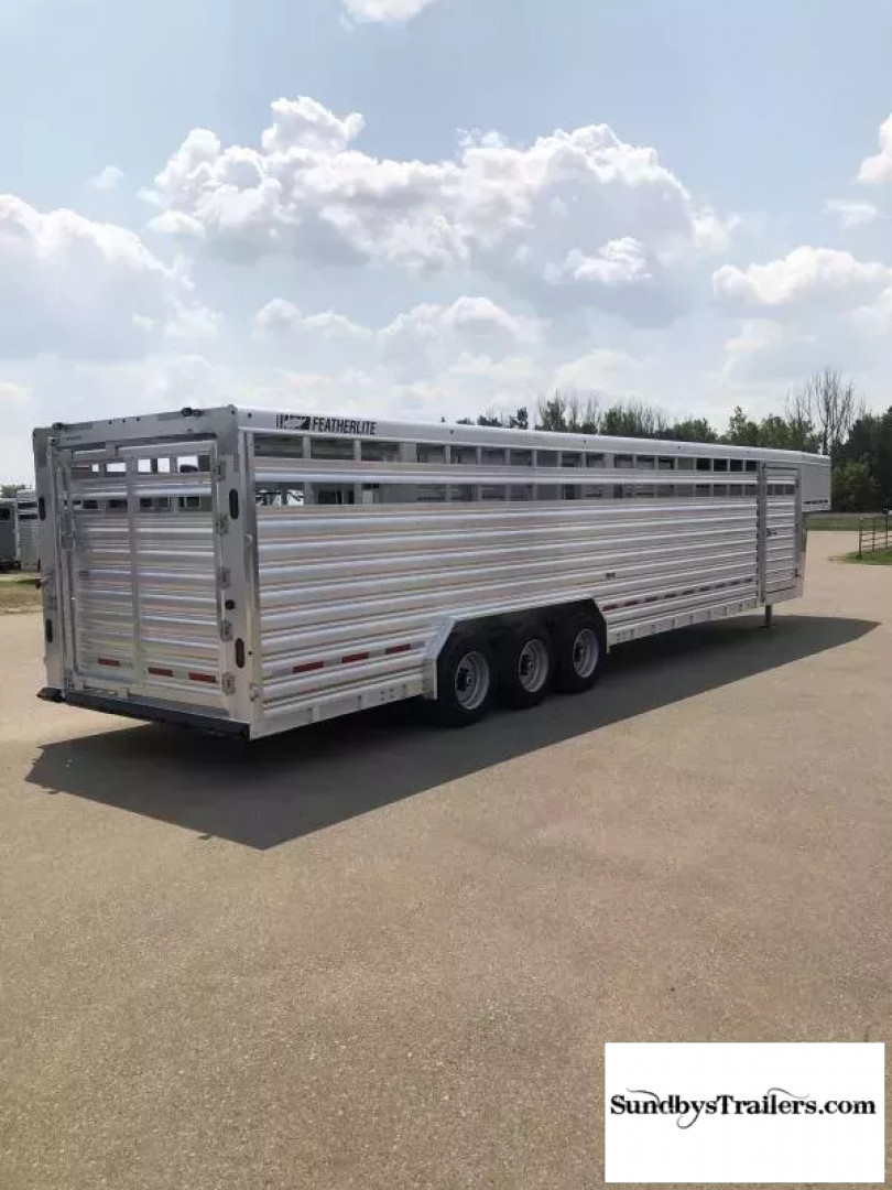 New 2025 Featherlite 8x36