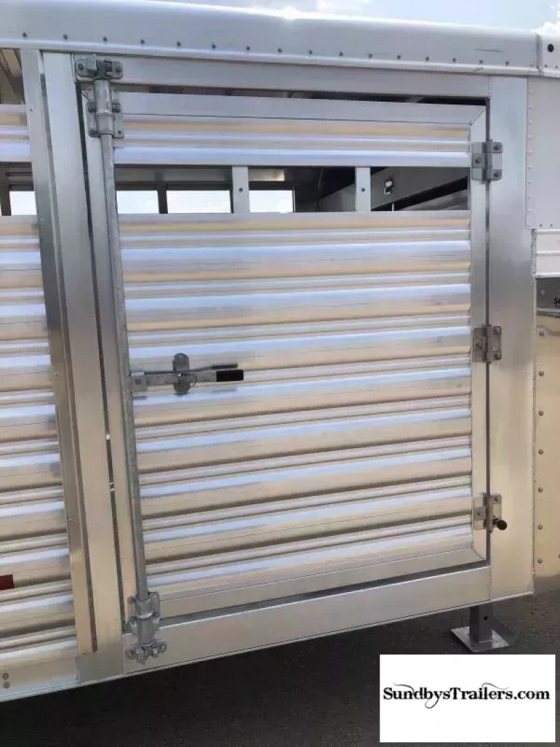 New 2025 Featherlite 8x36