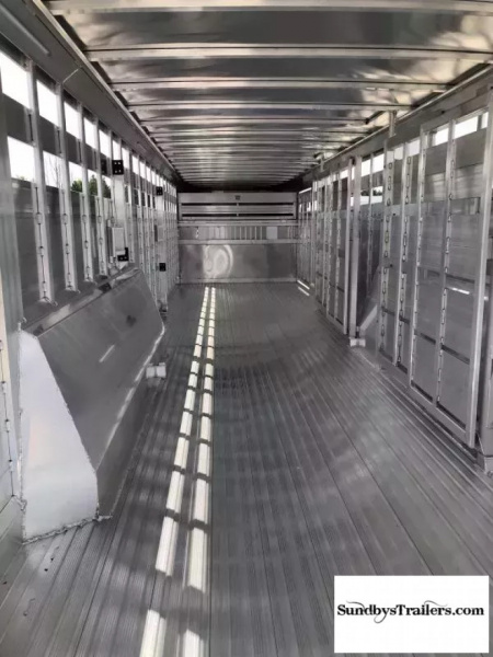 New 2025 Featherlite 8x36