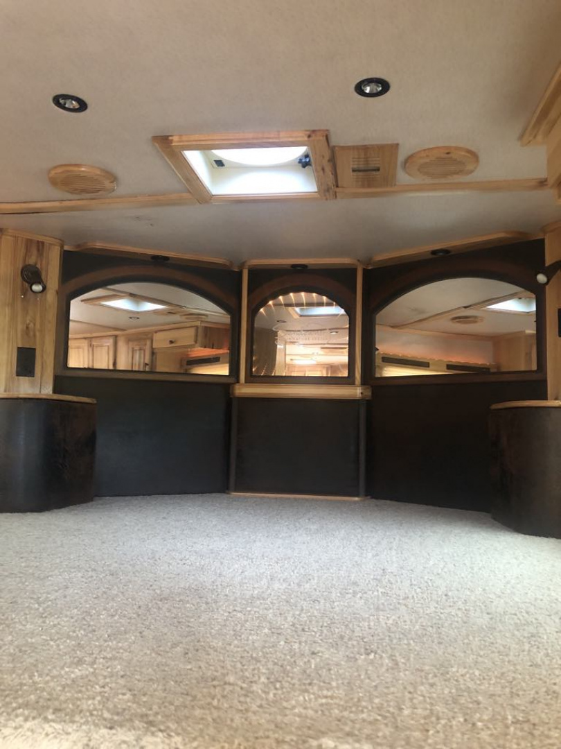 Used 2008 Sundowner 4H 18'SW LQ